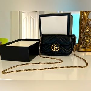 Black GUCCI Marmont super mini bag
